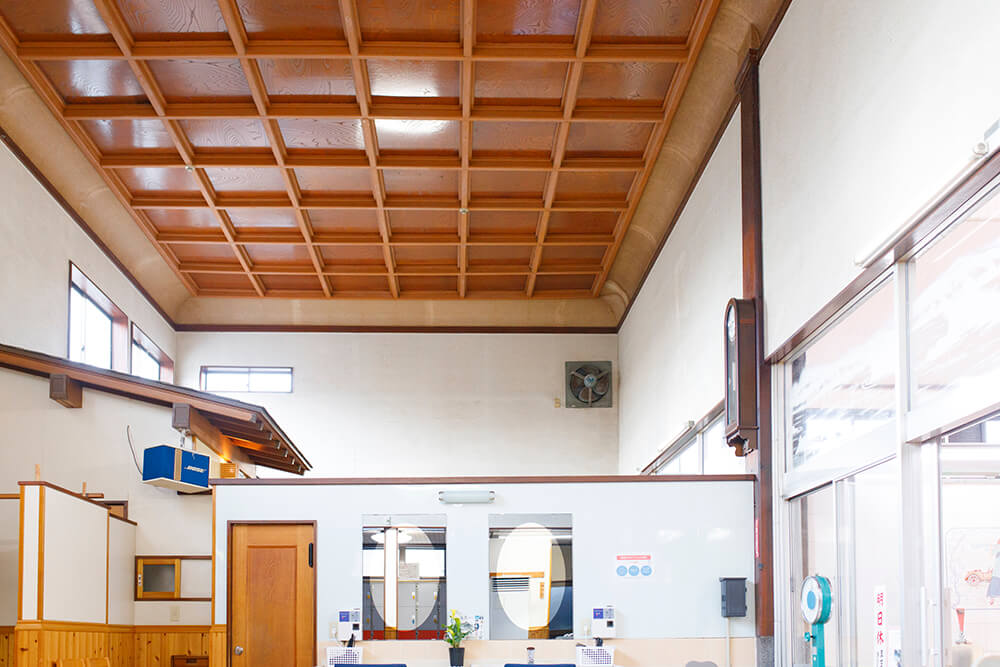 建築家・長坂常と写真家・池田晶紀がゆったり巡る。東京銭湯、温故知新。 イメージ3