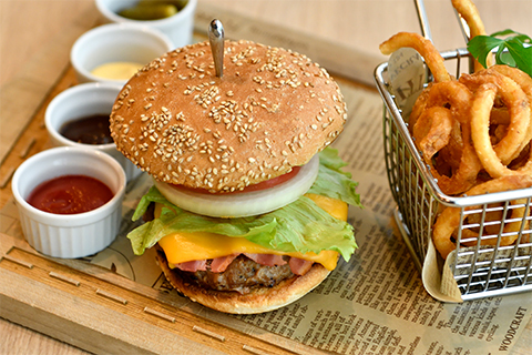 フライヤーズバーガー イメージ