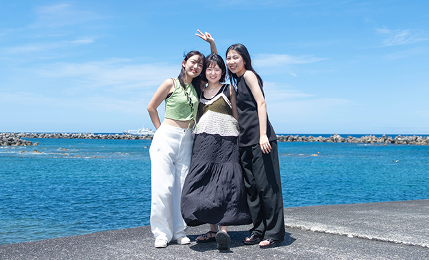 八丈ブルーを体感!<br>シティーガールが行く、<br>八丈島の自然に触れる旅